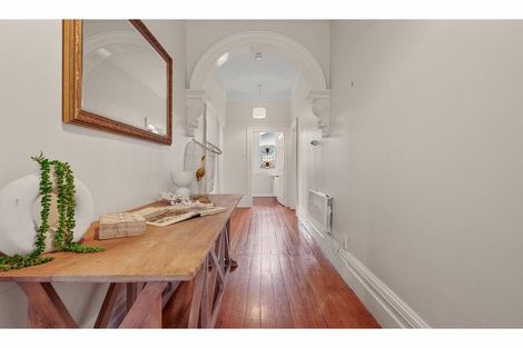 Photo of property in 23 Gresford Street, Edgeware, Christchurch, 8013