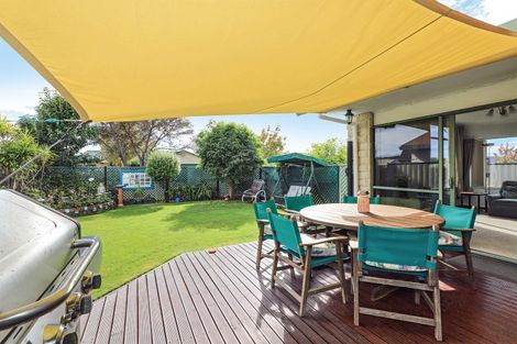 Photo of property in 3 Aintree Place, Taradale, Napier, 4112