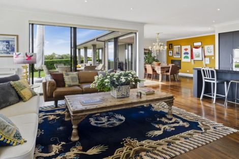 Photo of property in 167 Cape Rodney Road, Leigh, 0985
