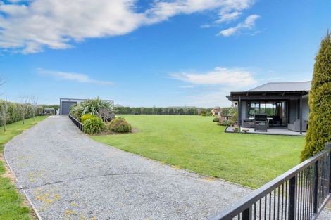 Photo of property in 28 Landsborough Drive, Darfield, 7571