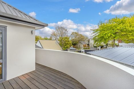 Photo of property in 22 Snowdon Road, Fendalton, Christchurch, 8052