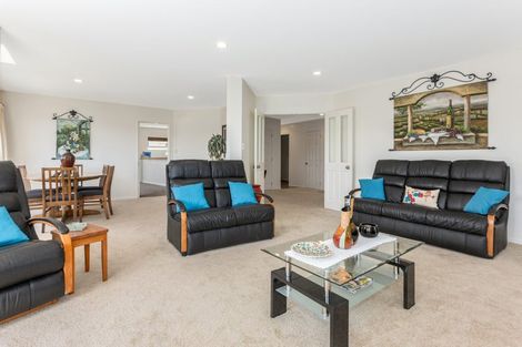 Photo of property in 20 The Masthead, Whitby, Porirua, 5024