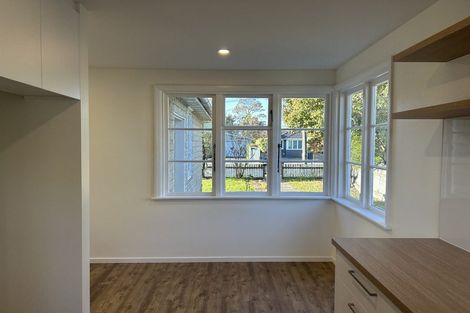 Photo of property in 21 Bateman Avenue, Bryndwr, Christchurch, 8053