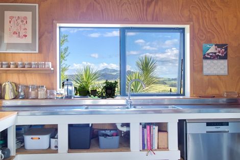 Photo of property in 58 Beasley Road, Pataua South, Onerahi, 0192