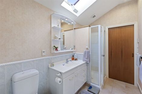 Photo of property in 13 Claremont Rise, Levin, 5510