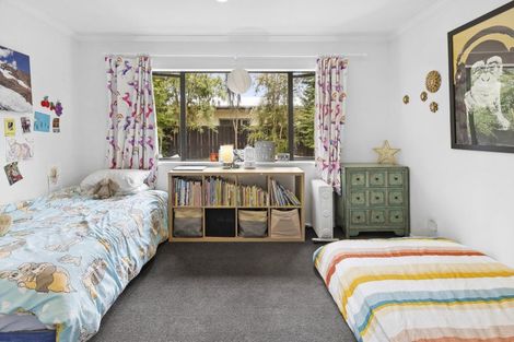 Photo of property in 6 Hyland Street, Wanaka, 9305