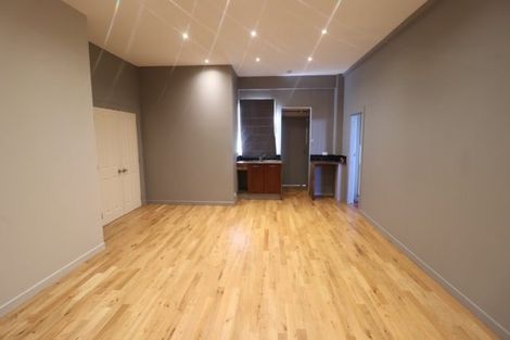 Photo of property in 35a Wade River Road, Stanmore Bay, Whangaparaoa, 0932