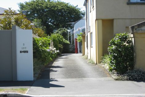 Photo of property in 105 Aikmans Road, Merivale, Christchurch, 8014