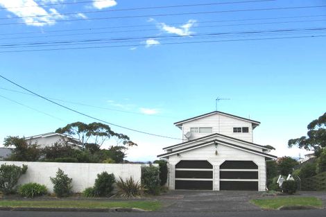 Photo of property in 25 Deep Creek Road, Waiake, Auckland, 0630