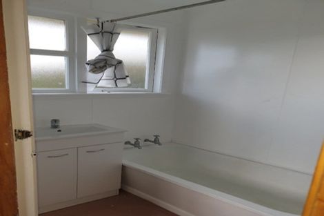 Photo of property in 33- 35 Gear Terrace, Ranui, Porirua, 5024