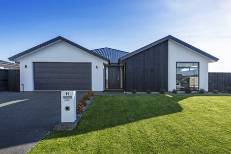 Photo of property in 11 Tulett Park Drive, Casebrook, Christchurch, 8051