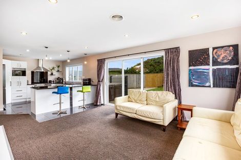 Photo of property in 72 Aotea Drive, Aotea, Porirua, 5024