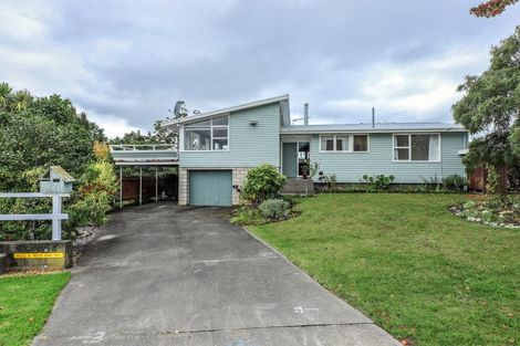 Photo of property in 17 Neeve Road, Taradale, Napier, 4112
