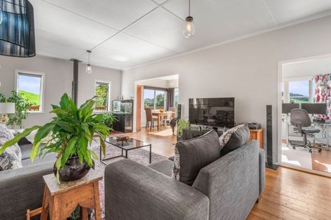 Photo of property in 25 Mapuna Road, Tangiteroria, 0381
