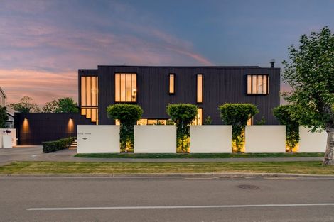 Photo of property in 57 Garden Road, Merivale, Christchurch, 8014