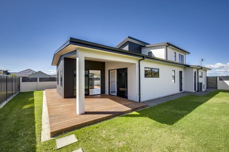 Photo of property in 24 Aspiring Drive, Poraiti, Napier, 4112