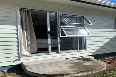 Photo of property in 53 John F Kennedy Drive, Milson, Palmerston North, 4414
