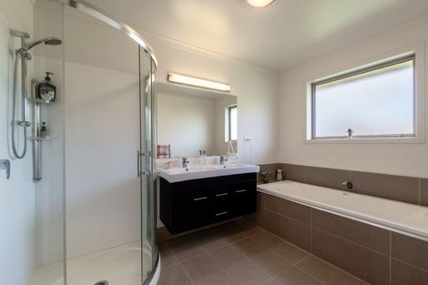 Photo of property in 65 Oteramika Road, Rockdale, Invercargill, 9812