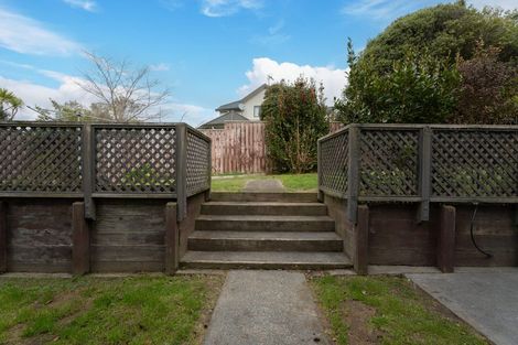 Photo of property in 9 Corsham Grove, Churton Park, Wellington, 6037