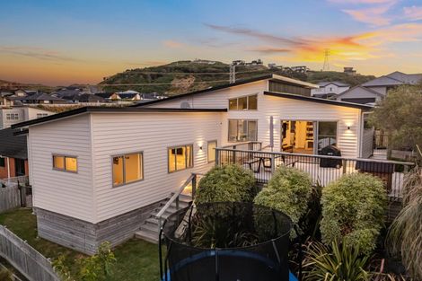 Photo of property in 4 Semaphore Lane, Whitby, Porirua, 5024
