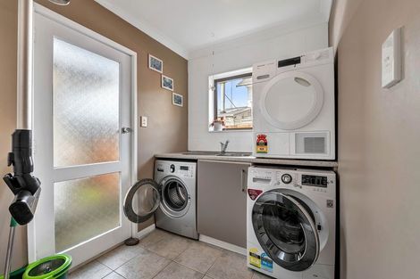 Photo of property in 18 Hartland Place, Welbourn, New Plymouth, 4312