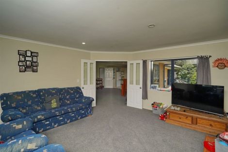 Photo of property in 15 Amoka Crescent, Parklands, Christchurch, 8083