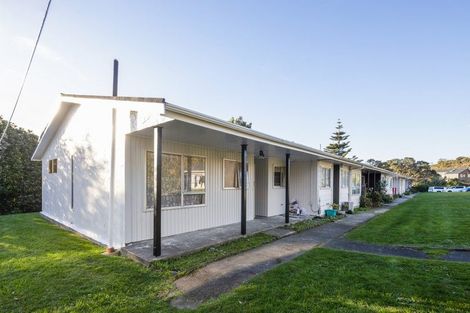Photo of property in 10f3 Petherick Crescent, Johnsonville, Wellington, 6037