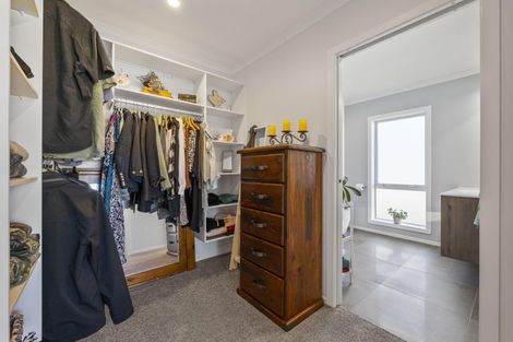 Photo of property in 7 Cross Street, Lepperton, New Plymouth, 4373
