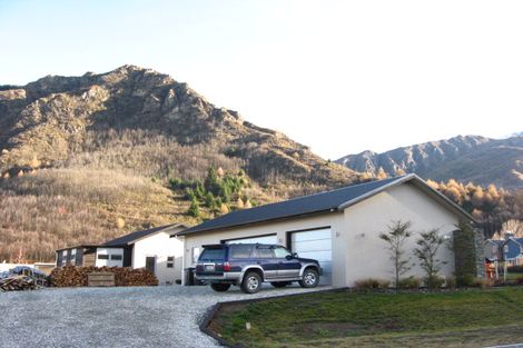 Photo of property in Butel Park, 30 Essex Avenue, Arrowtown, 9302