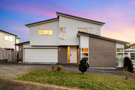 Photo of property in 42 San Prospero Crescent, Henderson, Auckland, 0612