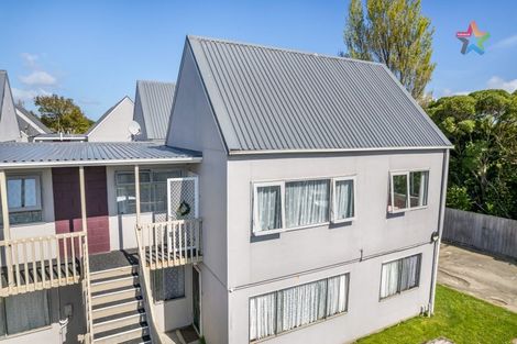 Photo of property in 71n Randwick Crescent, Moera, Lower Hutt, 5010