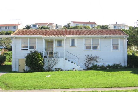 Photo of property in 98 Te Pene Avenue, Titahi Bay, Porirua, 5022