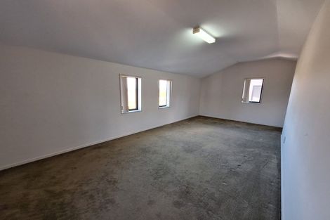 Photo of property in 1/5 Wallson Crescent, Wiri, Auckland, 2104