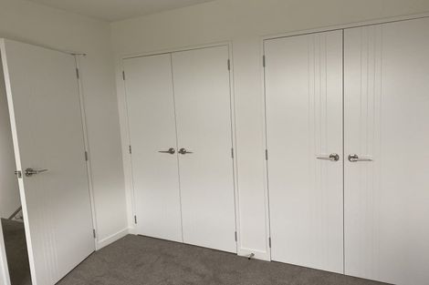 Photo of property in 3/3 Beach Road, Te Atatu Peninsula, 0610