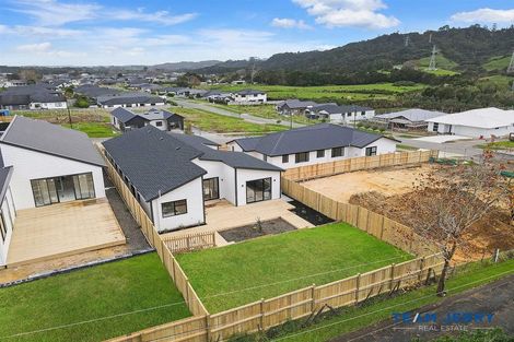 Photo of property in 30 Paihere Street, Huapai, 0810