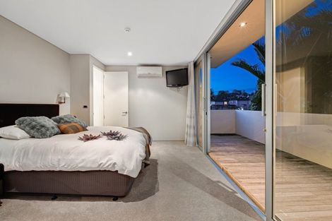 Photo of property in 32 Rue D' Amarres, Gulf Harbour, Whangaparaoa, 0930