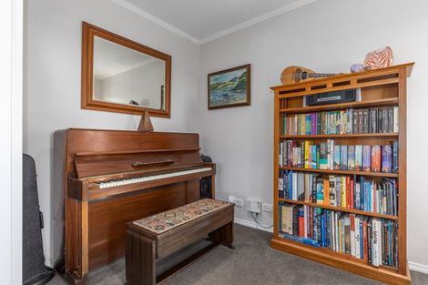 Photo of property in 143 Eskdale Road, Papakowhai, Porirua, 5024