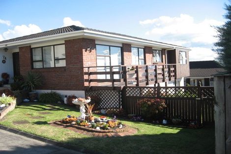 Photo of property in 2/74 Dalwhinnie Parade, Highland Park, Auckland, 2010