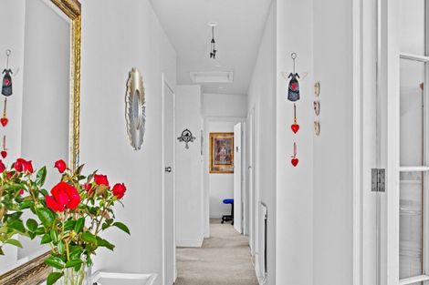 Photo of property in 28 Kotuku Place, Tokoroa, 3420