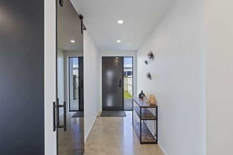 Photo of property in 29 Smith Street, Lepperton, New Plymouth, 4373