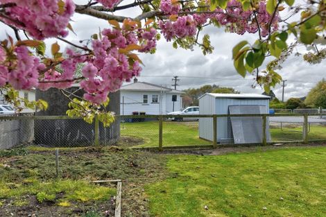 Photo of property in 74 Ferry Road, Edendale, 9825