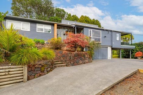 Photo of property in 47 Huia Road, Titirangi, Auckland, 0604