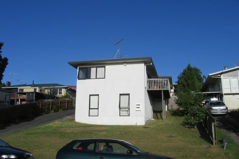 Photo of property in 2/42 Bruce Road, Glenfield, Auckland, 0629