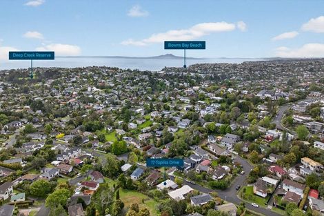 Photo of property in 17 Topliss Drive, Northcross, Auckland, 0632
