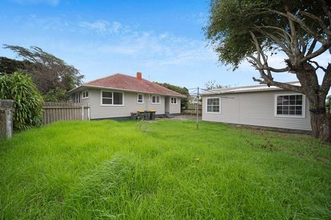 Photo of property in 12 Haddon Street, Mangere East, Auckland, 2024