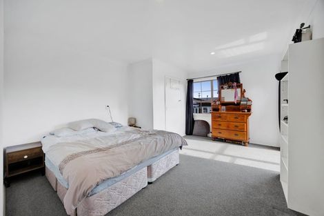 Photo of property in 9 Standish Street, Midhirst, Stratford, 4394
