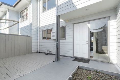 Photo of property in 26/3 Hulme Place, Henderson, Auckland, 0612