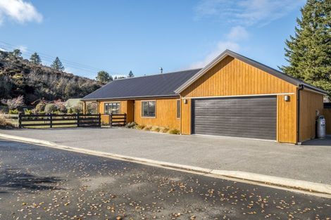 Photo of property in 1 Dumblane Way, Hanmer Springs, 7334