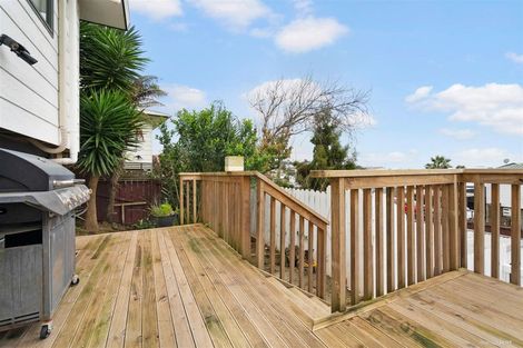 Photo of property in 46 Maywood Crescent, Glen Eden, Auckland, 0602