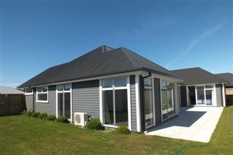Photo of property in 11 Gosling Crescent, Halswell, Christchurch, 8025